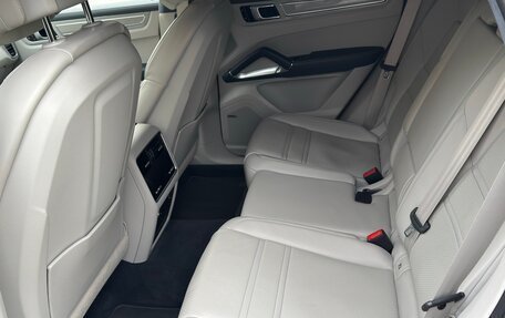 Porsche Cayenne III, 2021 год, 15 000 000 рублей, 9 фотография