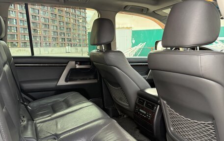 Toyota Land Cruiser 200, 2010 год, 2 299 000 рублей, 8 фотография