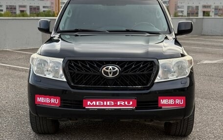 Toyota Land Cruiser 200, 2010 год, 2 299 000 рублей, 2 фотография