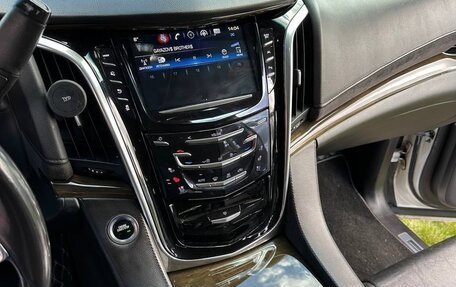Cadillac Escalade IV, 2019 год, 4 250 000 рублей, 12 фотография