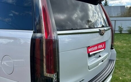Cadillac Escalade IV, 2019 год, 4 250 000 рублей, 15 фотография