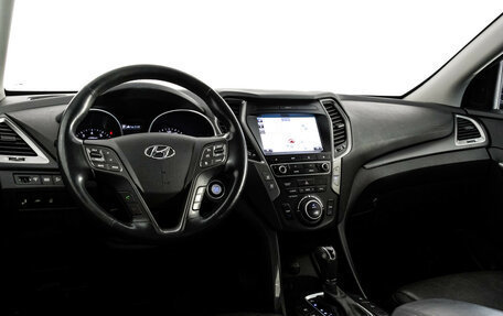 Hyundai Santa Fe III рестайлинг, 2017 год, 2 249 000 рублей, 11 фотография