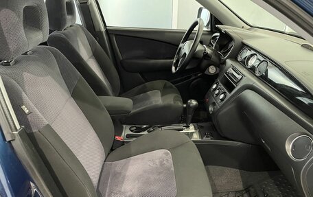 Mitsubishi Outlander III рестайлинг 3, 2003 год, 650 000 рублей, 11 фотография