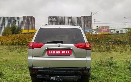 Mitsubishi Pajero Sport II рестайлинг, 2013 год, 1 498 000 рублей, 7 фотография