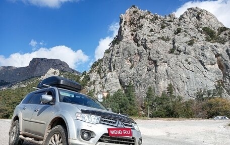 Mitsubishi Pajero Sport II рестайлинг, 2013 год, 1 498 000 рублей, 26 фотография