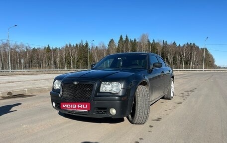Chrysler 300C II, 2005 год, 1 590 000 рублей, 5 фотография