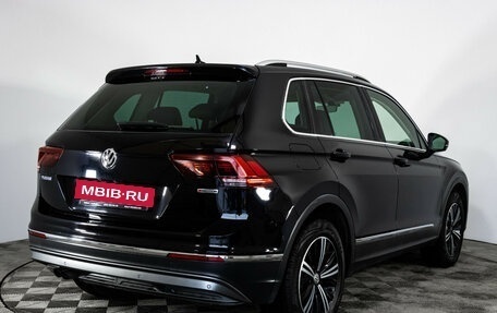 Volkswagen Tiguan II, 2018 год, 2 049 000 рублей, 5 фотография