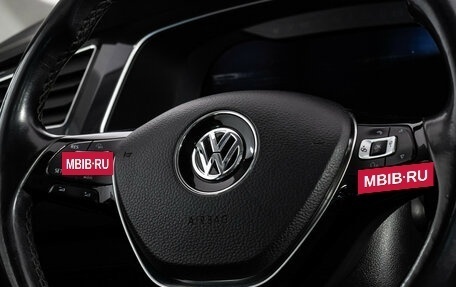 Volkswagen Tiguan II, 2018 год, 2 049 000 рублей, 13 фотография