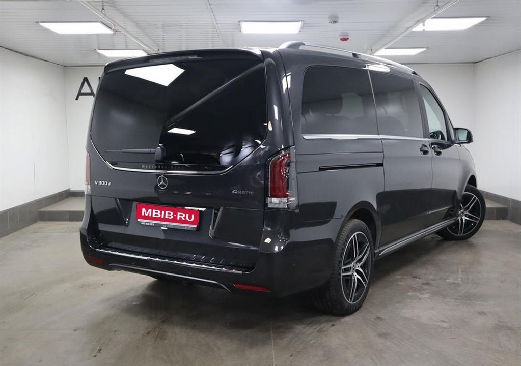 Mercedes-Benz V-Класс, 2024 год, 13 750 000 рублей, 4 фотография