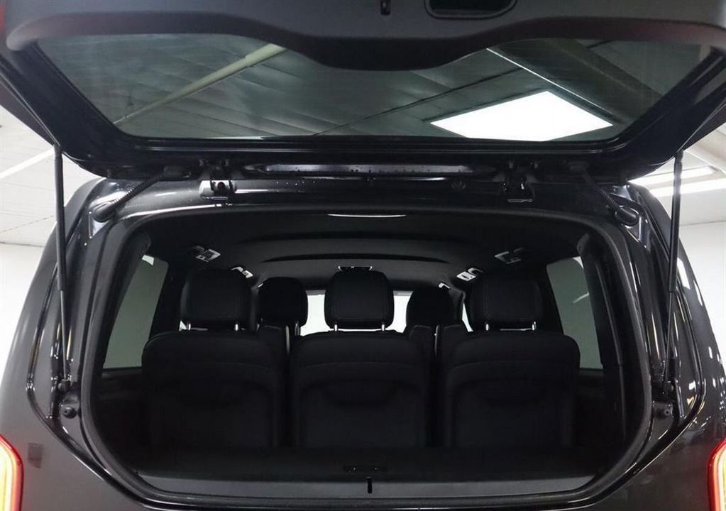 Mercedes-Benz V-Класс, 2024 год, 13 750 000 рублей, 15 фотография