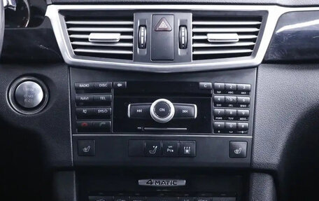 Mercedes-Benz E-Класс, 2011 год, 1 900 000 рублей, 11 фотография