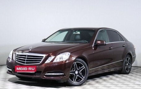 Mercedes-Benz E-Класс, 2011 год, 1 900 000 рублей, 2 фотография