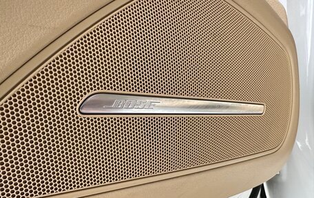Audi A8, 2012 год, 1 190 000 рублей, 10 фотография