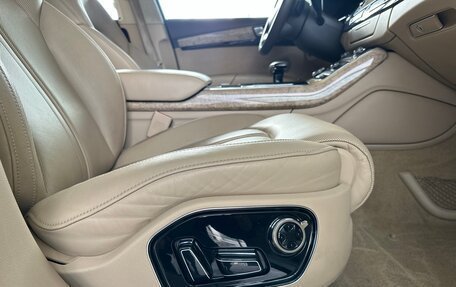 Audi A8, 2012 год, 1 190 000 рублей, 24 фотография
