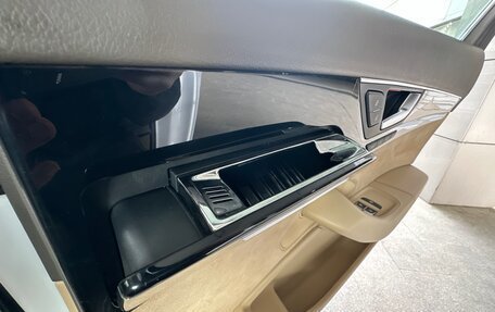 Audi A8, 2012 год, 1 190 000 рублей, 30 фотография