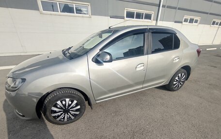 Renault Logan II, 2017 год, 960 000 рублей, 4 фотография
