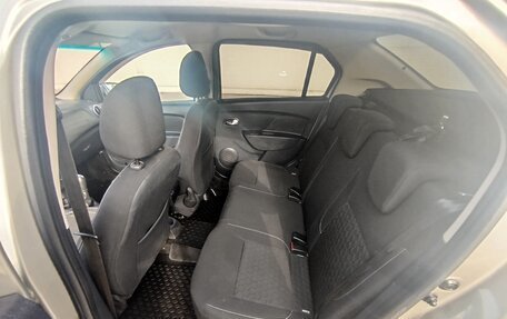 Renault Logan II, 2017 год, 960 000 рублей, 25 фотография