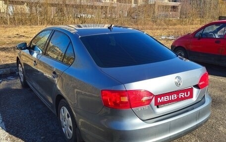 Volkswagen Jetta VI, 2014 год, 998 000 рублей, 5 фотография