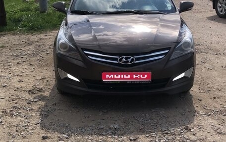 Hyundai Solaris II рестайлинг, 2015 год, 710 000 рублей, 1 фотография