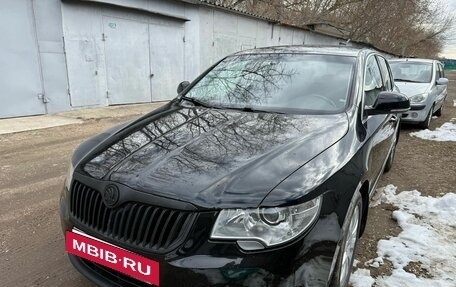Skoda Superb III рестайлинг, 2012 год, 1 200 000 рублей, 3 фотография