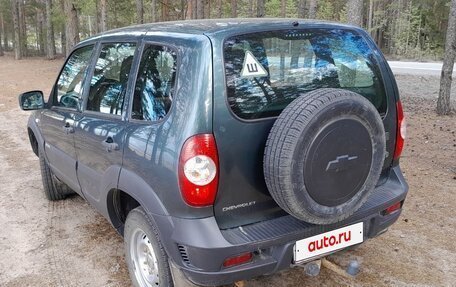 Chevrolet Niva I рестайлинг, 2017 год, 740 000 рублей, 8 фотография