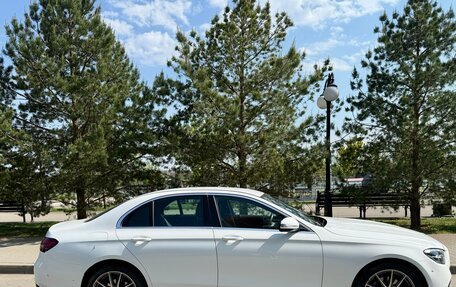 Mercedes-Benz E-Класс, 2021 год, 4 450 000 рублей, 2 фотография