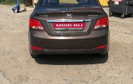Hyundai Solaris II рестайлинг, 2015 год, 710 000 рублей, 2 фотография
