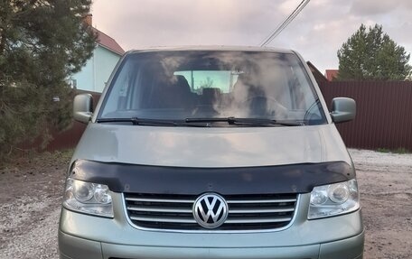 Volkswagen Multivan T5, 2006 год, 1 399 000 рублей, 1 фотография