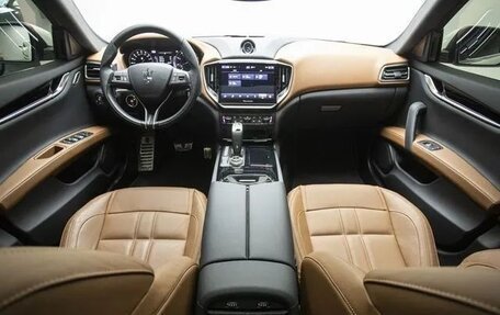 Maserati Ghibli, 2022 год, 7 350 000 рублей, 11 фотография