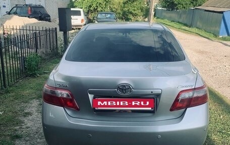 Toyota Camry, 2007 год, 970 000 рублей, 2 фотография