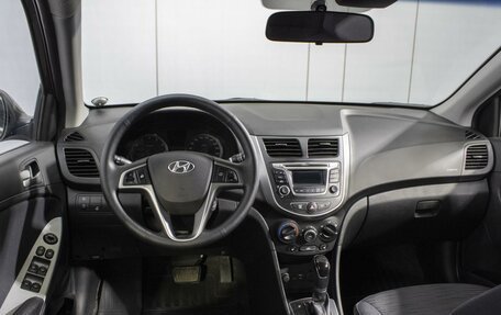 Hyundai Solaris II рестайлинг, 2015 год, 1 250 000 рублей, 6 фотография
