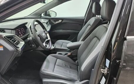 Audi Q4 e-tron, 2022 год, 6 161 614 рублей, 8 фотография