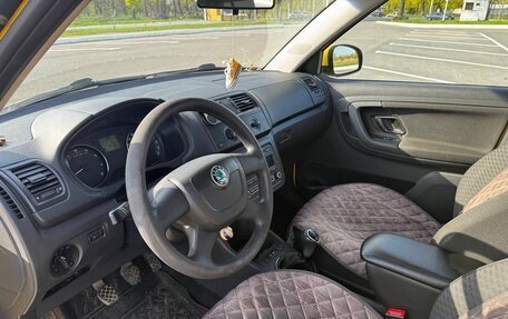 Skoda Fabia II, 2010 год, 640 000 рублей, 7 фотография