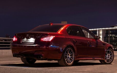 BMW M5, 2005 год, 3 900 000 рублей, 6 фотография