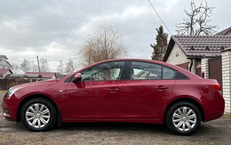 Chevrolet Cruze II, 2011 год, 830 000 рублей, 3 фотография
