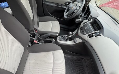 Chevrolet Cruze II, 2011 год, 830 000 рублей, 7 фотография
