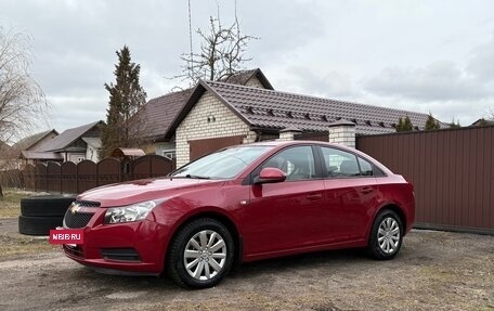 Chevrolet Cruze II, 2011 год, 830 000 рублей, 2 фотография
