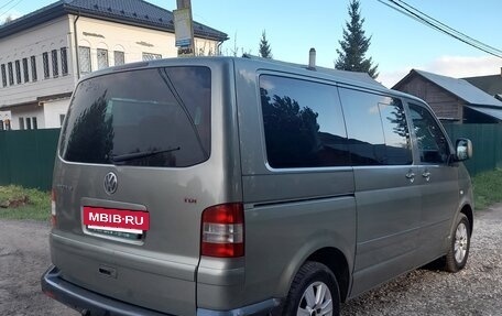 Volkswagen Multivan T5, 2006 год, 1 399 000 рублей, 4 фотография