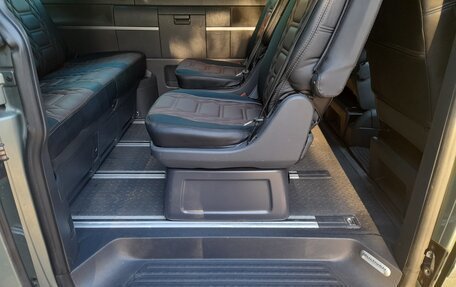 Volkswagen Multivan T5, 2006 год, 1 399 000 рублей, 16 фотография
