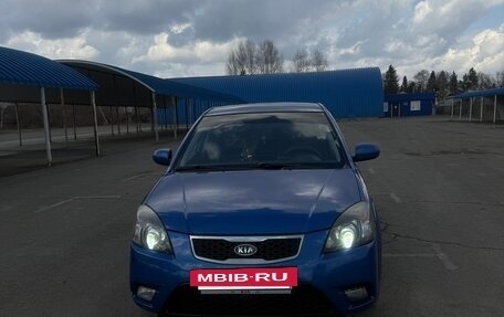 KIA Rio II, 2011 год, 750 000 рублей, 2 фотография