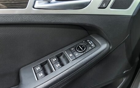Hyundai Genesis II, 2015 год, 1 990 000 рублей, 21 фотография