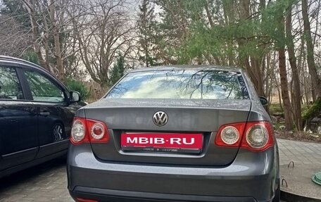 Volkswagen Jetta VI, 2008 год, 600 000 рублей, 2 фотография