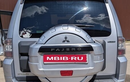 Mitsubishi Pajero IV, 2011 год, 2 500 000 рублей, 5 фотография