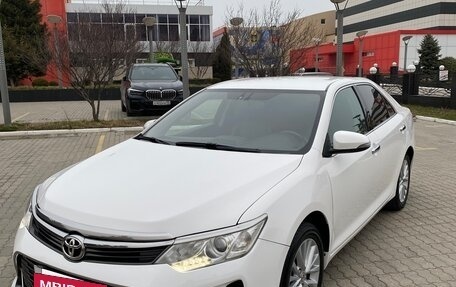 Toyota Camry, 2015 год, 1 750 000 рублей, 2 фотография