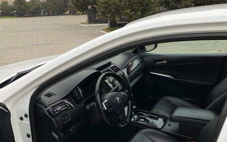 Toyota Camry, 2015 год, 1 750 000 рублей, 7 фотография