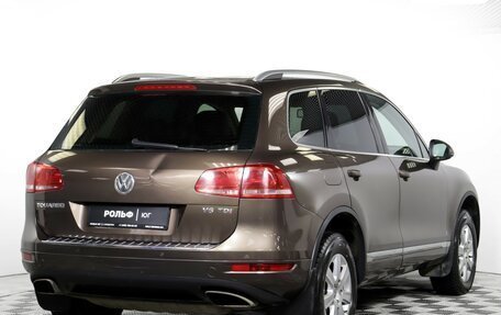Volkswagen Touareg III, 2011 год, 2 000 000 рублей, 5 фотография