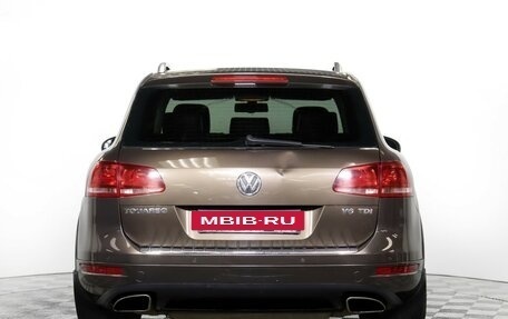 Volkswagen Touareg III, 2011 год, 2 000 000 рублей, 6 фотография