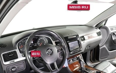 Volkswagen Touareg III, 2011 год, 2 000 000 рублей, 13 фотография