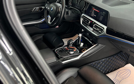 BMW 3 серия, 2019 год, 3 700 000 рублей, 6 фотография