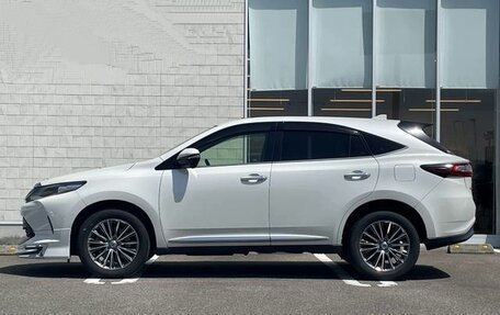 Toyota Harrier, 2020 год, 2 300 000 рублей, 5 фотография
